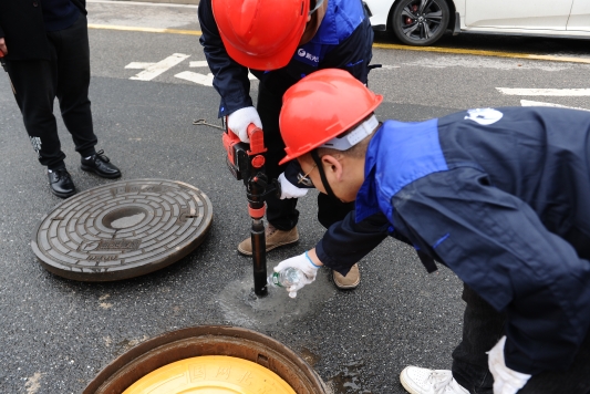 筑牢地下安全防線——全面解析井蓋檢查內(nèi)容與方法