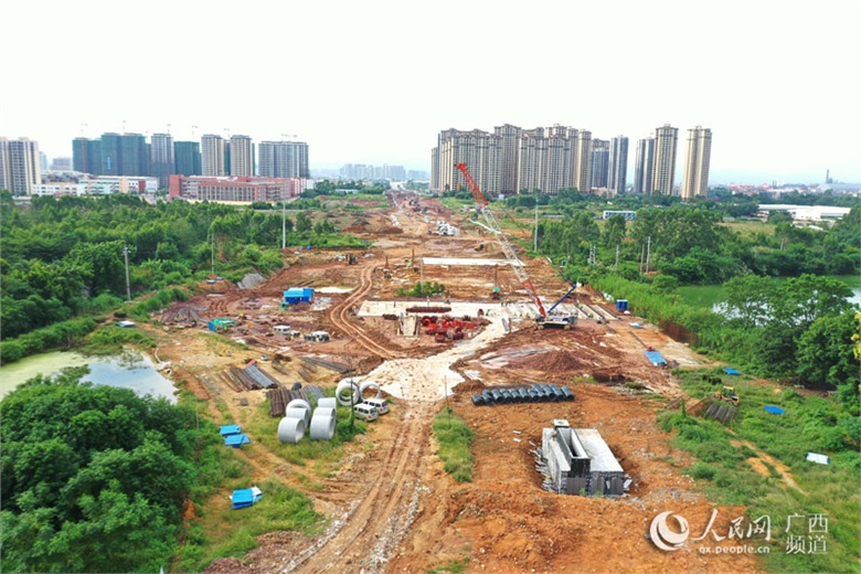 中國一冶貴港綜合管廊項目道路工程建設正式開始